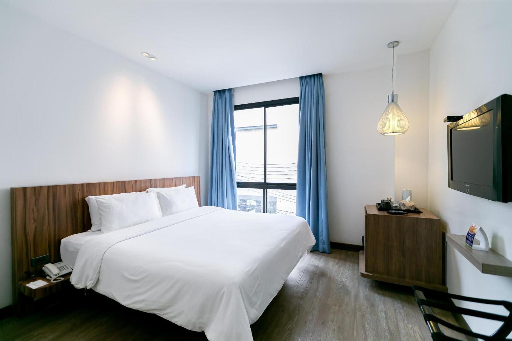 Uno Express Hotel Bangkok Kültér fotó